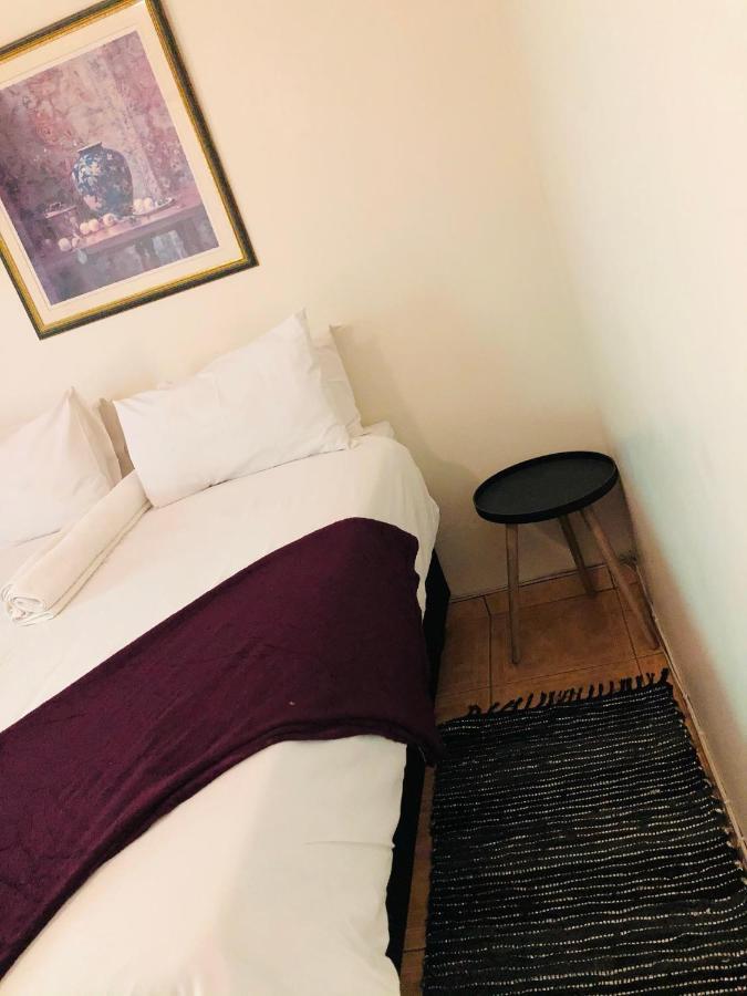 Mo-nize Villa Guesthouse Otjiwarongo Esterno foto